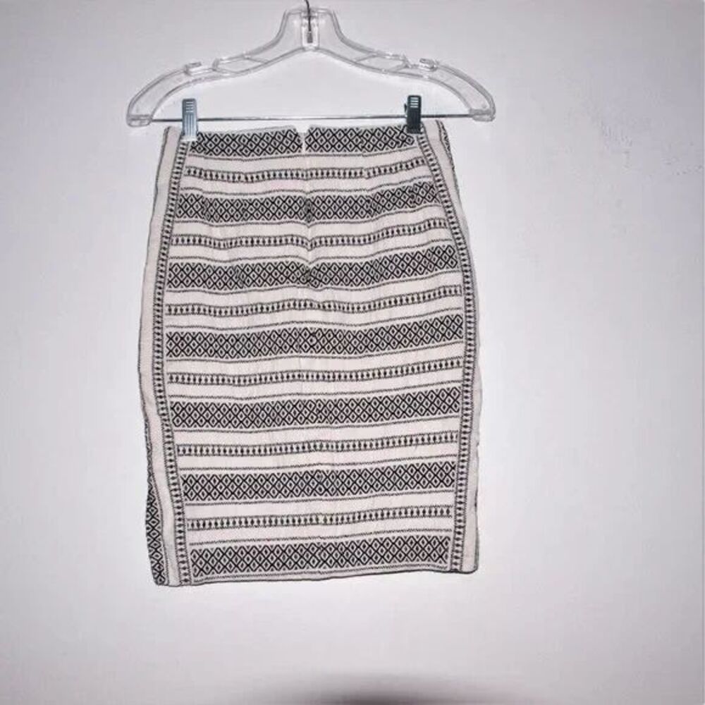 Loft Black & White Skirt Size 00